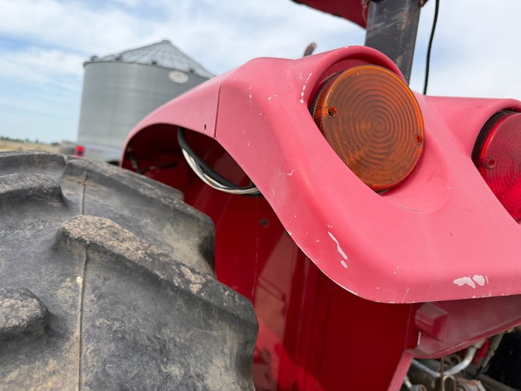 massey-ferguson-2260-image-19