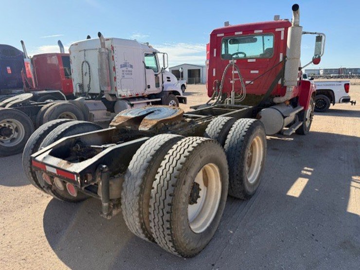 2006-mack-chn613-image-3