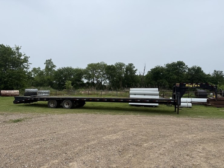 2014-big-tex-22gn-hd-image-4