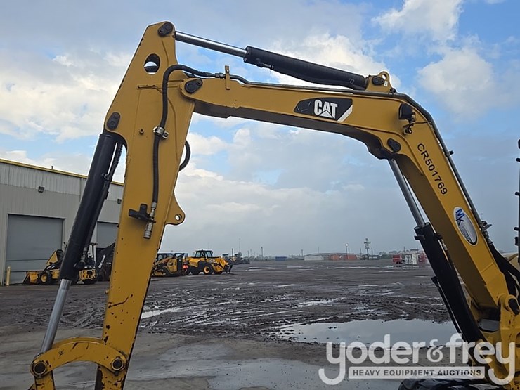 2016-caterpillar-305e2-cr-image-33