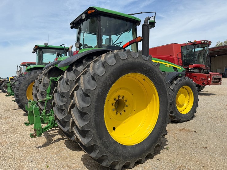 2006-john-deere-8330-image-3