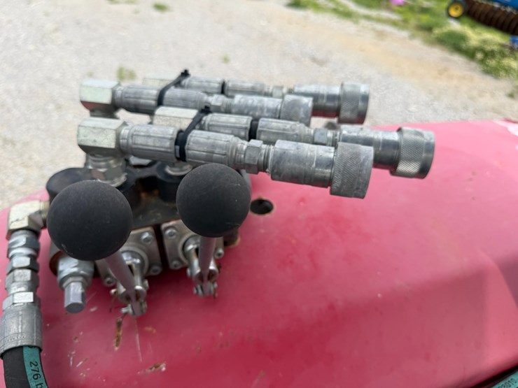 massey-ferguson-2260-image-53