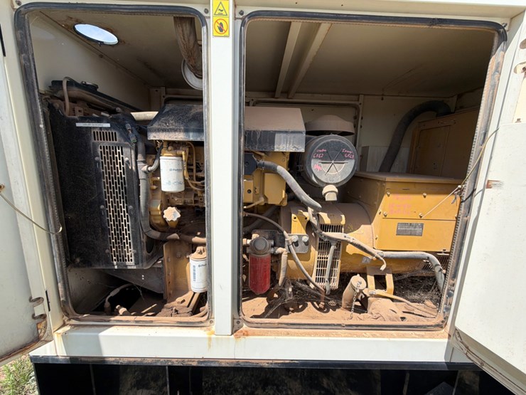 2012-caterpillar-d60-6-image-4