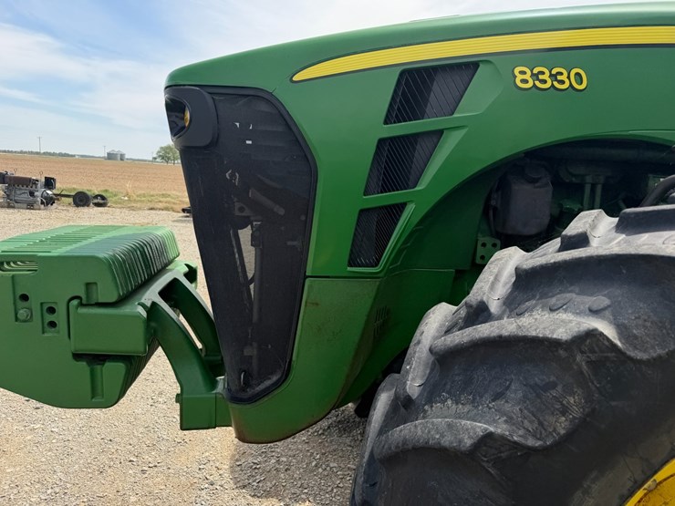 2007-john-deere-8330-image-30