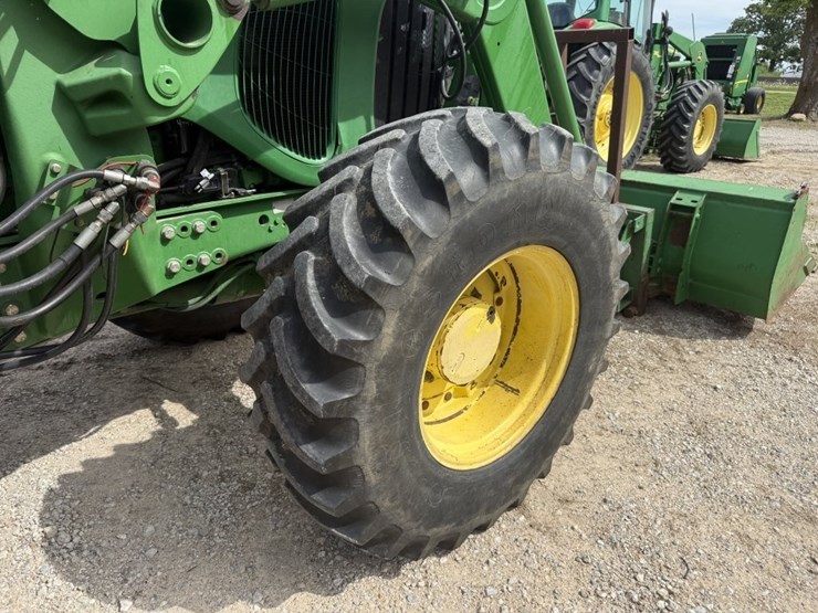 2003-john-deere-7220-image-14