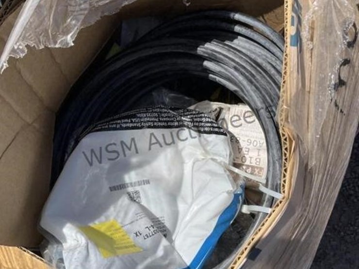 pallet-of-misc-auto-parts-image-4