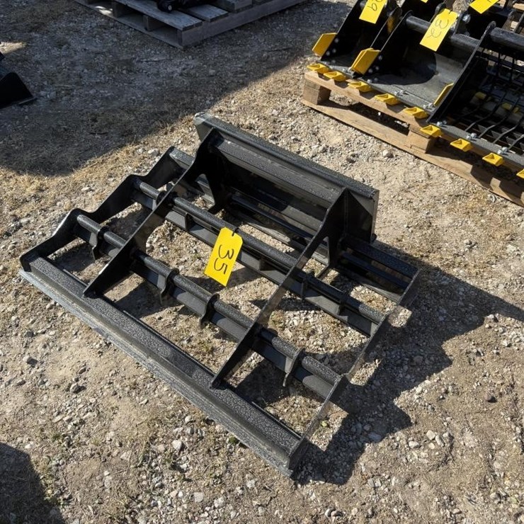 38IN MINI SKID LAND LEVELER