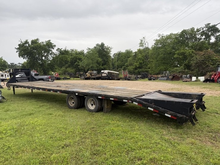 2014-big-tex-22gn-hd-image-7