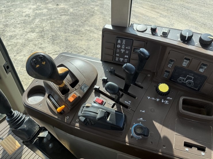 2007-john-deere-7320-image-15