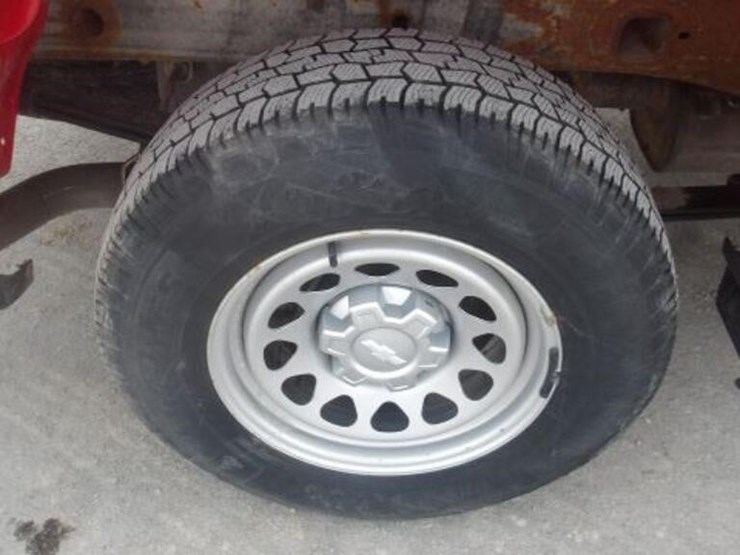 2023-chevrolet-1500-image-57