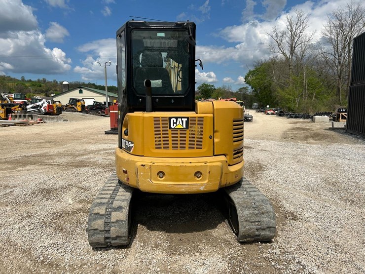 2018-caterpillar-305.5e2-image-3