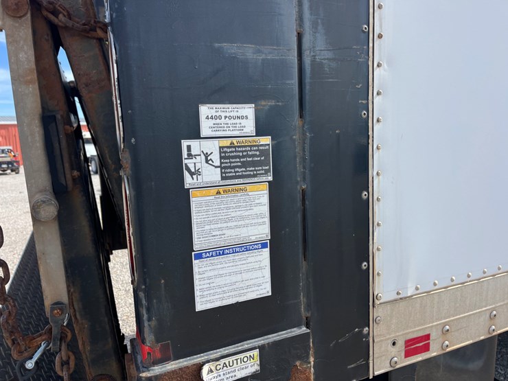 2018-international-durastar-4300-image-15