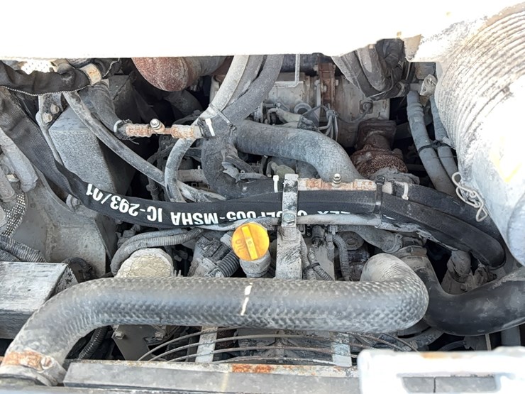 takeuchi-tl10v2-image-7