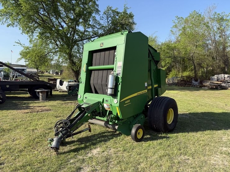 john-deere-469-image-1