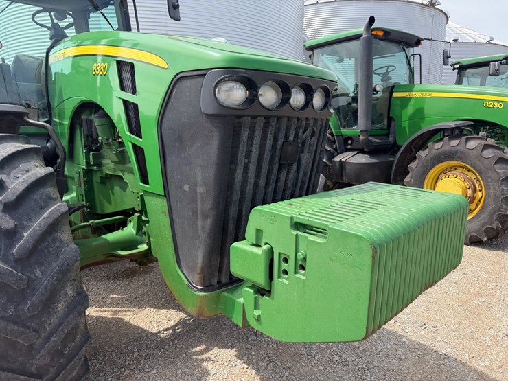 2007-john-deere-8330-image-34