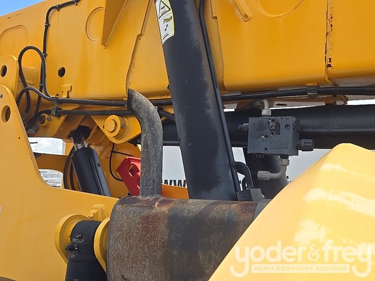 2018-jcb-510-56-image-40