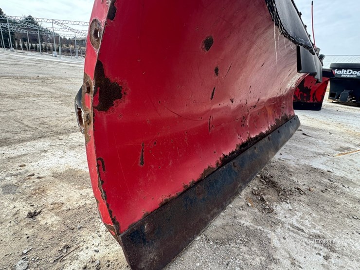 super-duty-9ft-snow-plow-image-11