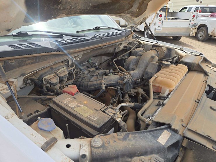 2017-ford-f150-xl-image-18