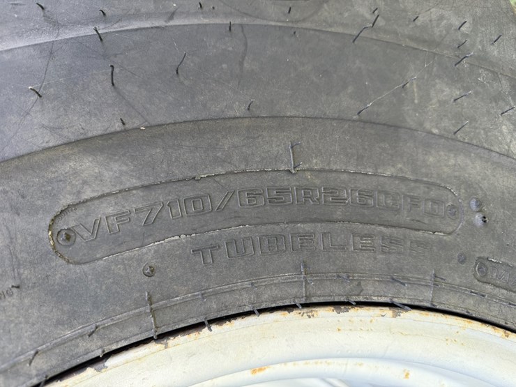 2016-case-ih-8240-image-5