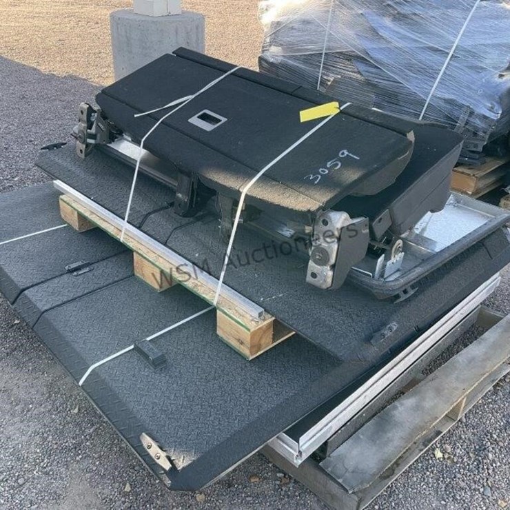 PALLET OF MISC AUTOMOTIVE