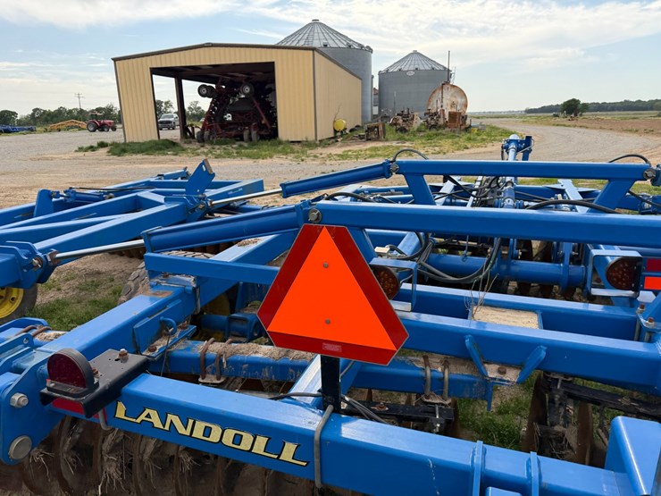 landoll-7431-33-image-40