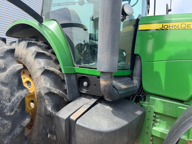 2007-john-deere-8230-image-39