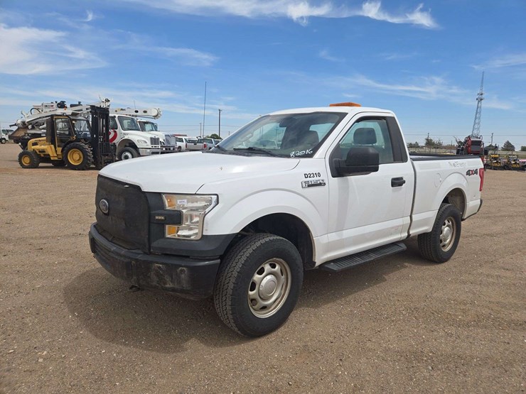 2017-ford-f150-xl-image-1