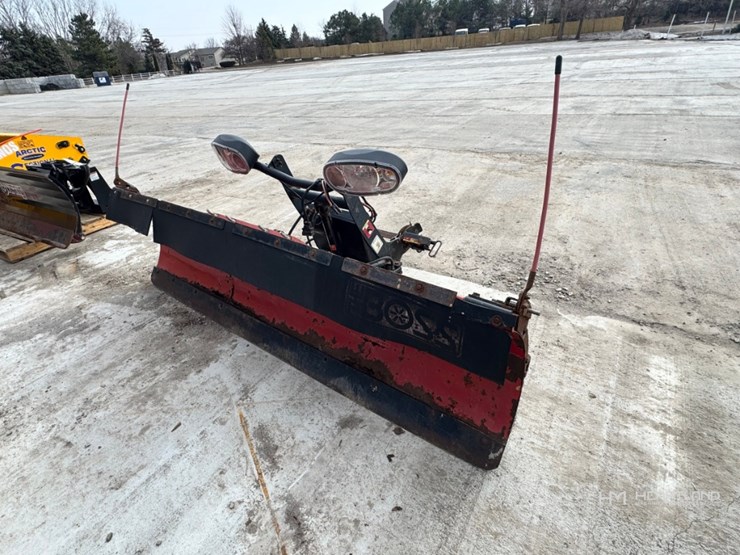 super-duty-9ft-snow-plow-image-1