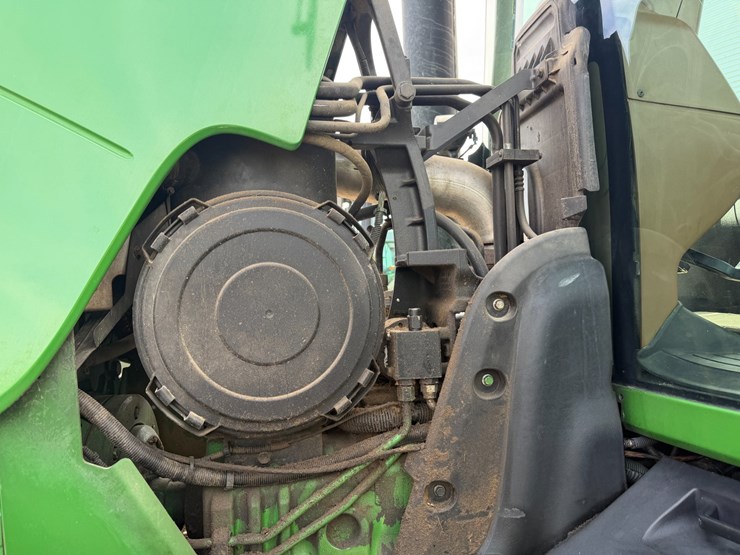 2006-john-deere-8330-image-42