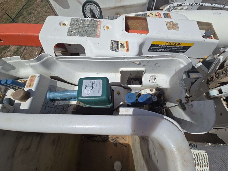 2011-international-workstar-7400-image-24