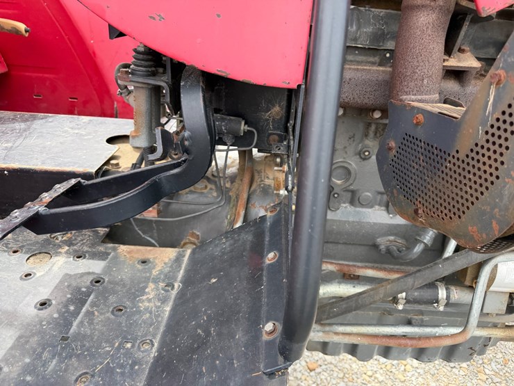 massey-ferguson-2260-image-47