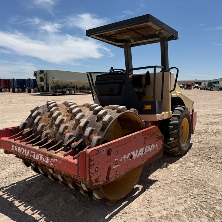 2005 DYNAPAC CA152PD