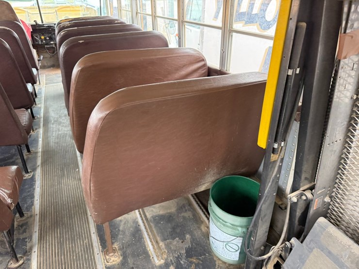 2000-international-3800-image-97