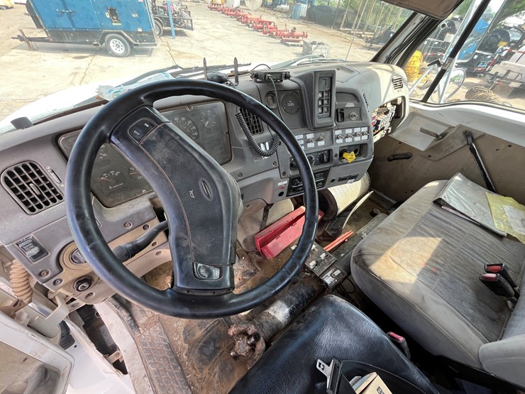 2000-sterling-lt8500-image-18