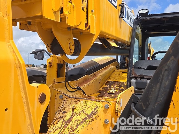2018-jcb-510-56-image-24