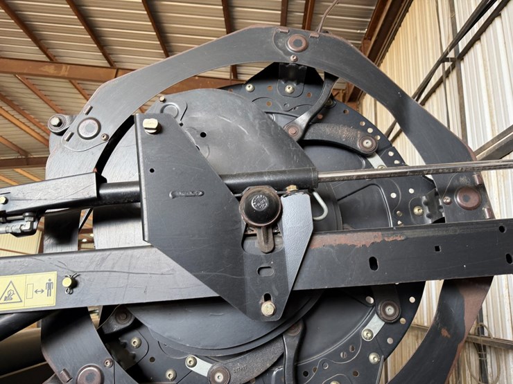 2013-mac-don-fd75-image-53