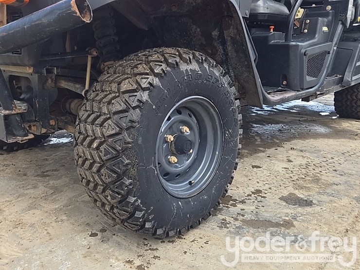 2017-kubota-rtv-x1140-image-12