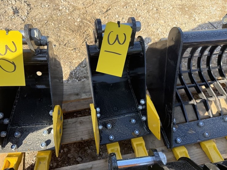 8in-mini-ex-bucket-image-1