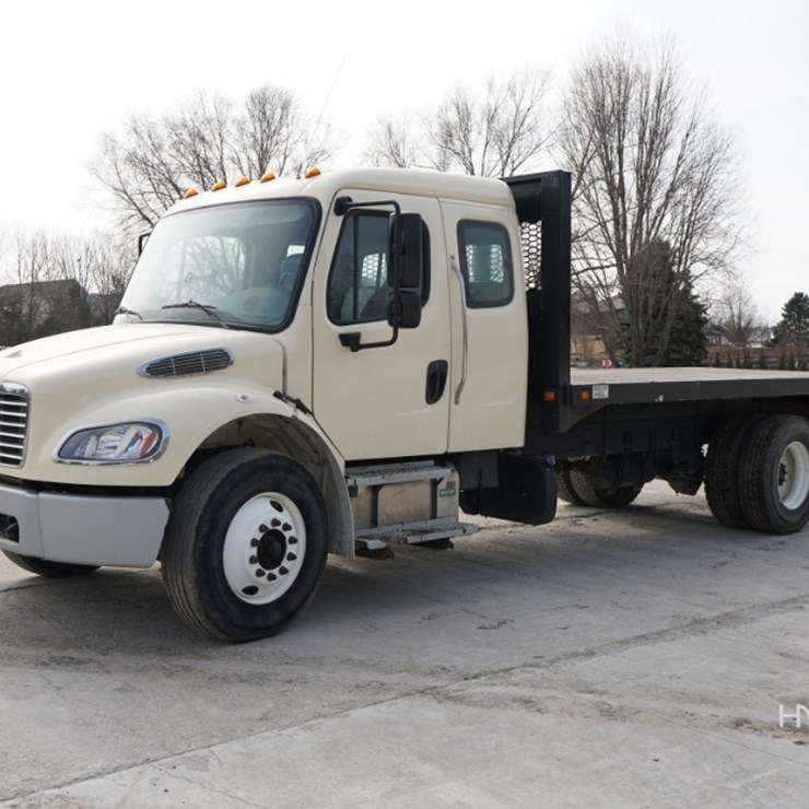 2023 FREIGHTLINER M2 106