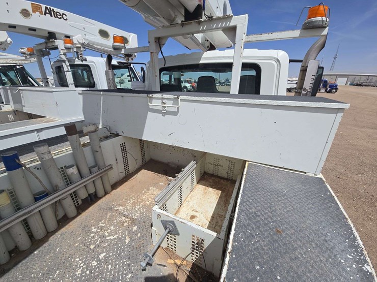 2011-international-workstar-7400-image-19