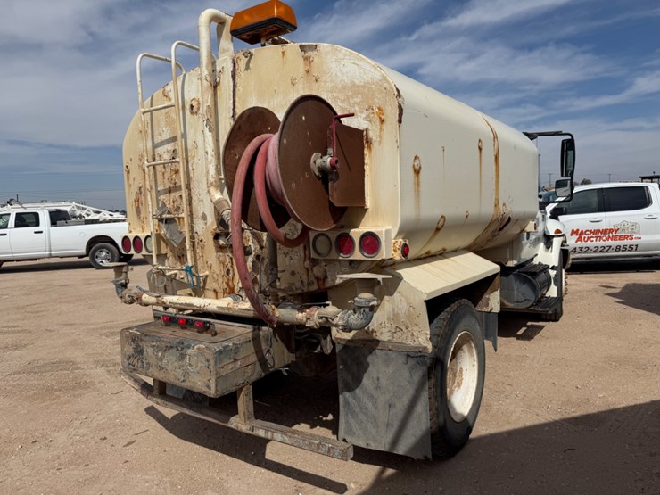 2006-international-durastar-4300-image-5