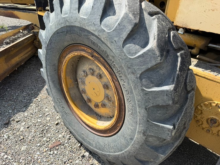 caterpillar-12h-image-9