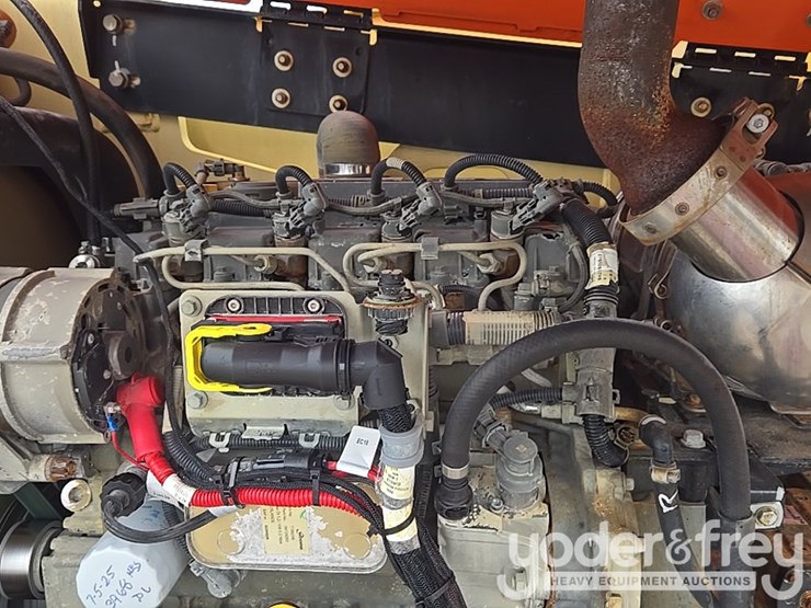 2016-jlg-800aj-image-44