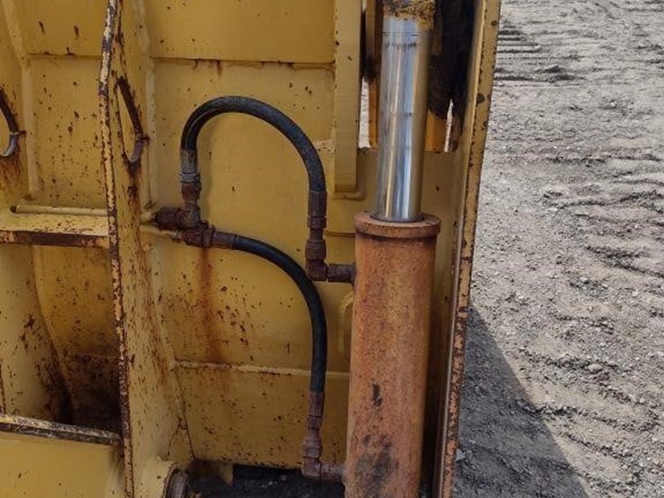 2002-deere-310sg-image-22