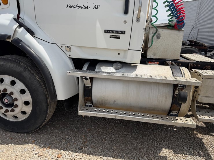 2006-sterling-l9500-image-26