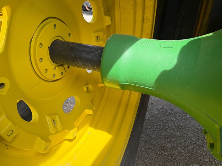 2006-john-deere-8330-image-14