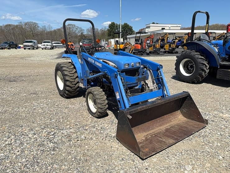 new-holland-tc30-image-3