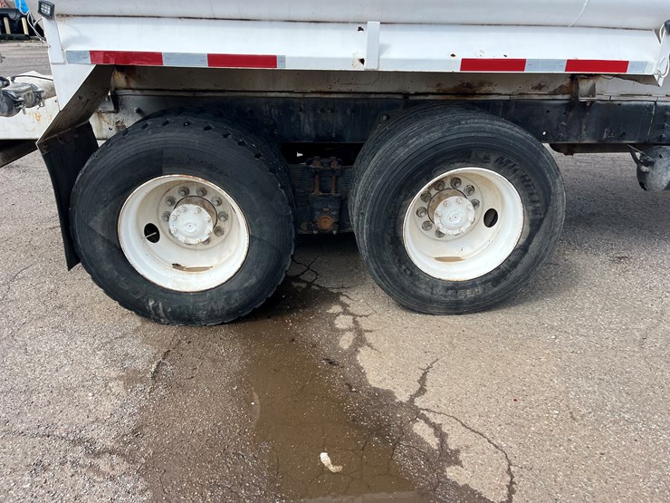 2000-sterling-lt8500-image-14