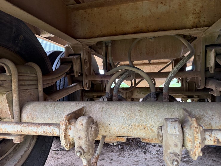 #46889-•-1981-40'-hawkeye-eagle-e4000-t/a-steel-hopper-bottom-trailer-vin:-1bjsh4027b1001115-image-14