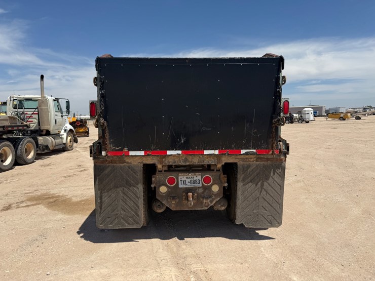 1999-international-2674-image-5